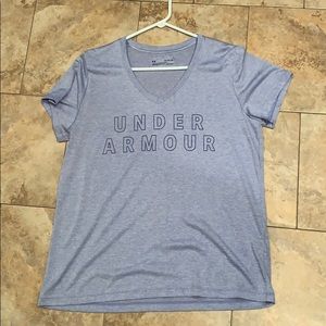 Under Armour T-shirt
